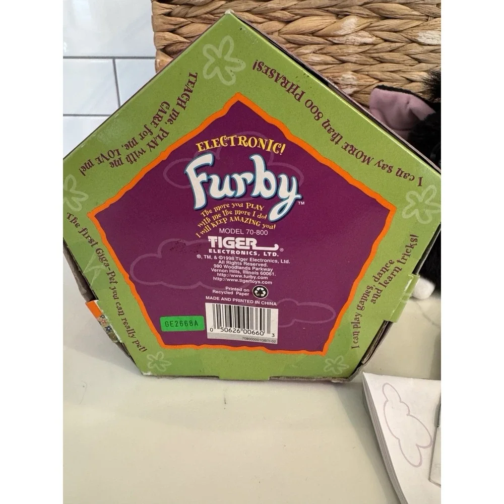 Tiger Vintage Furby 70-800 Electronic Interactive Toy 98 Box - Paperwork PARTS!